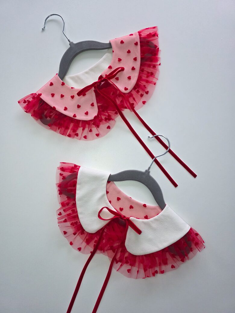 Divpusējā apkaklīte SIRSNIŅAS