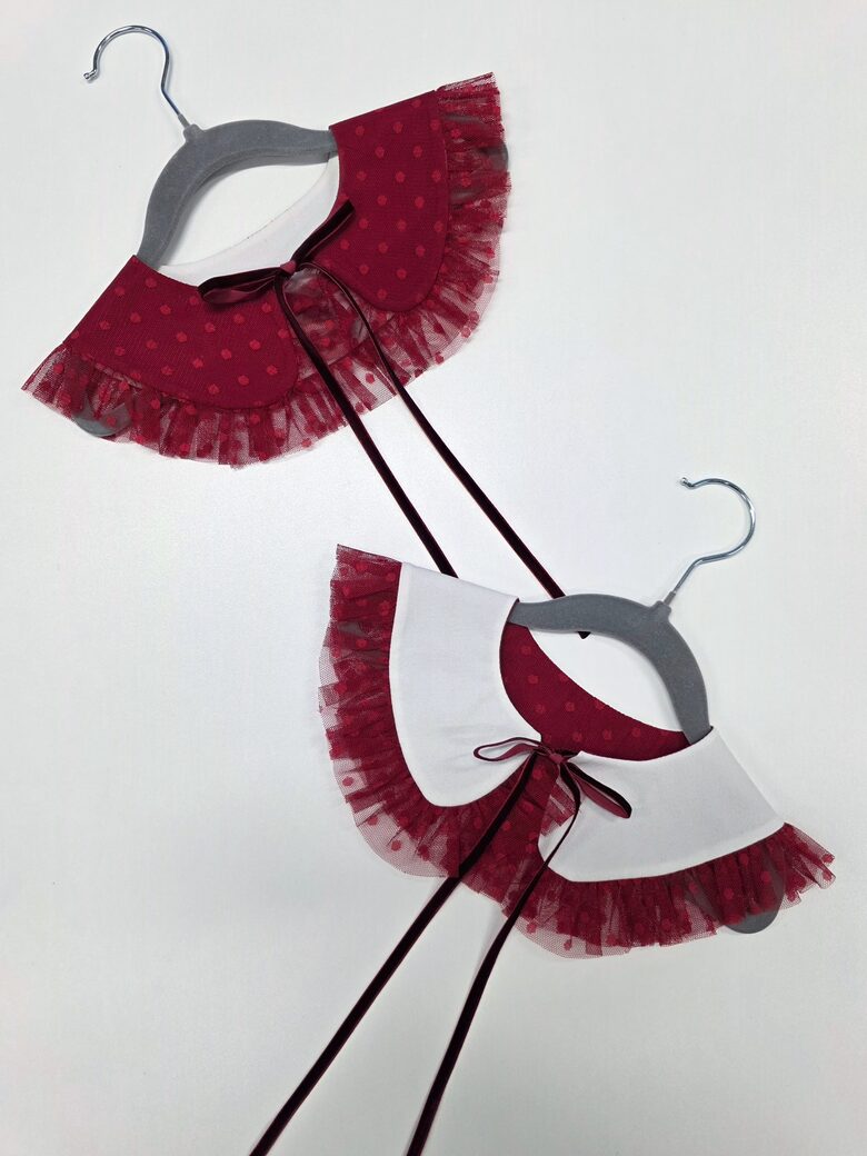 Divpusējā apkaklīte SARKANBALTĀ