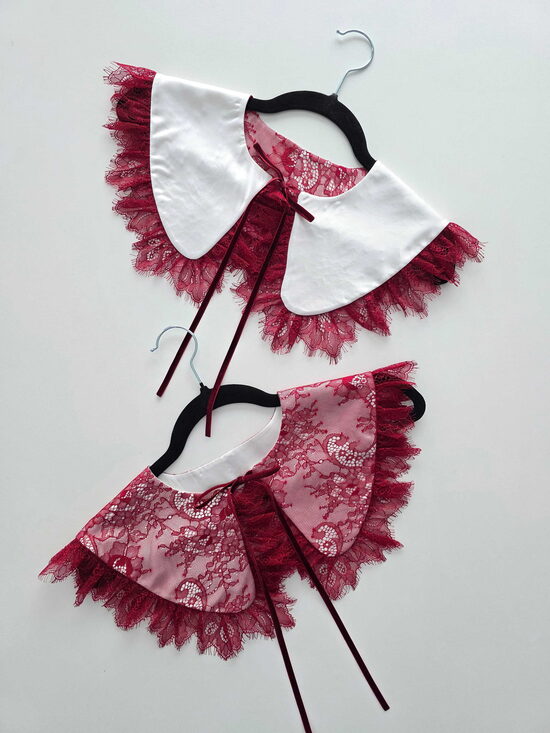 Divpusējā apkaklīte SARKANBALTĀ