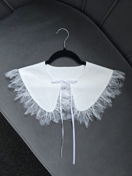 Divpusējā apkaklīte BALTĀ 